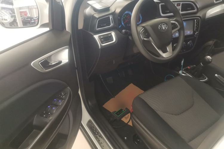 Used FAW Junpai D60 2015 1.5L Manual Comfort Model