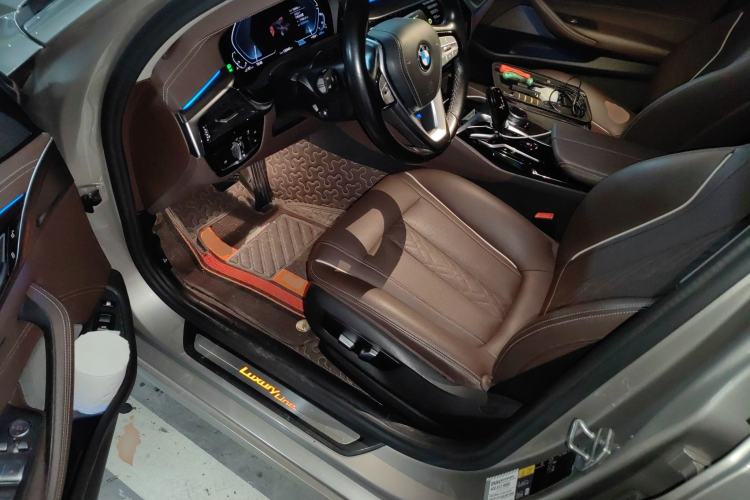 Used BMW 5 Series New Energy 2021 535Le Luxury Package
