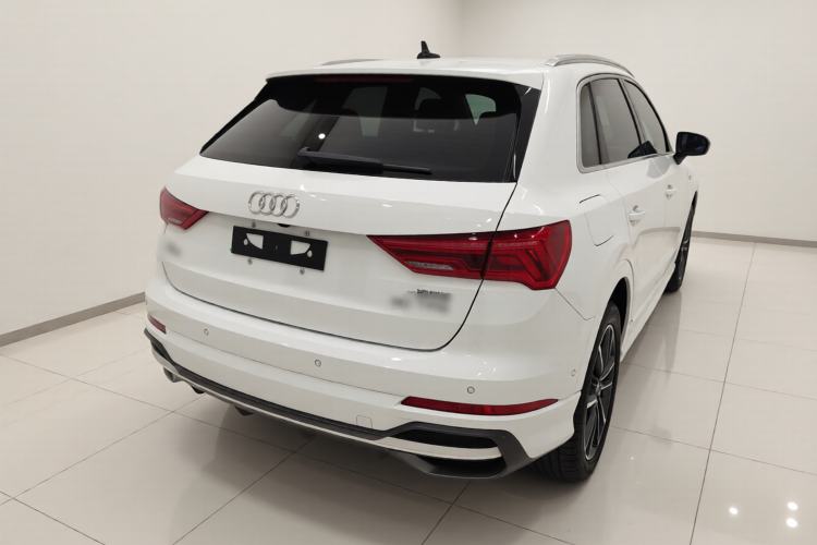 Used Audi Q3 2022 35 TFSI Fashion Dynamic Model