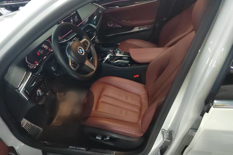 Used BMW 5 Series 2020 530Li Leading Model M Sport Package Left Front Seat