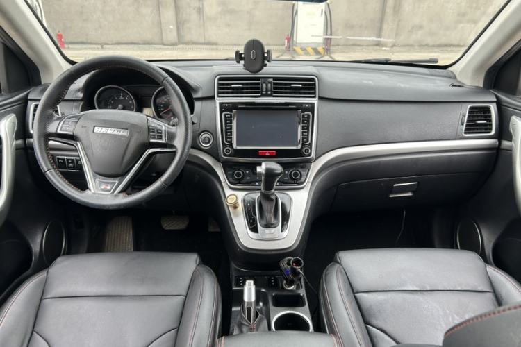 Used Haval H6 2015 Sport Edition 1.5T Automatic Two-Wheel Drive Luxury Model