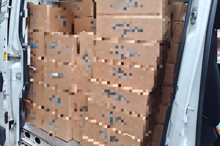 Used Iveco Eurocargo 2021 2.0T Manual Super Rui Long Wheelbase Short Overhang High Roof Side-Sliding Door F1A