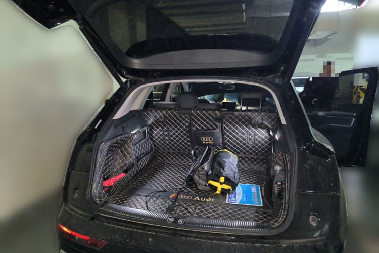 Used Audi Q5L 2020 45 TFSI Prestige Fashion Model Trunk