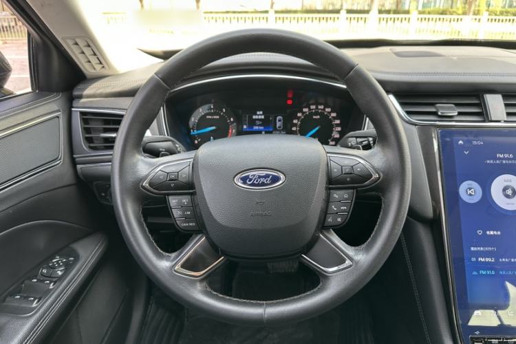 Used Ford Taurus 2019 EcoBoost 245 Comfort Edition
