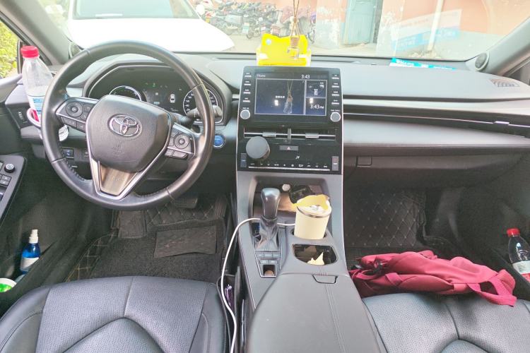 Used Toyota Avalon 2019 Dual-Engine 2.5L Luxury Edition China VI Standard