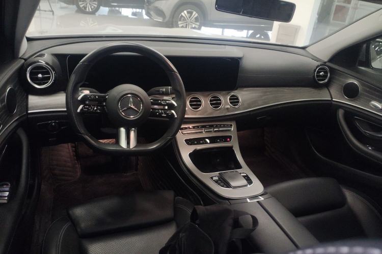 Used Mercedes-Benz E-Class 2022 E 260 L Steering Wheel
