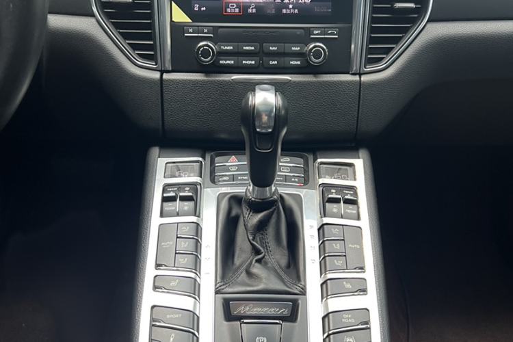 Used Porsche Macan 2017 Macan 2.0T