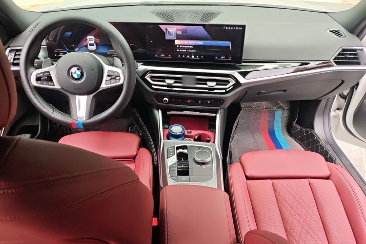 Used BMW 3 Series 2024 325i M Sport Night Edition Package Center Console