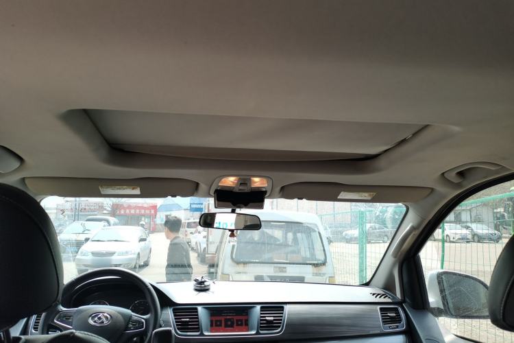 Used SAIC MAXUS G10 2018 PLUS 2.0T Automatic Elite Edition Headliner