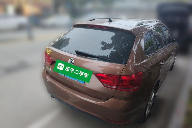 Used Volkswagen Gran Lavida 2015 1.6L Automatic Fashion Edition
