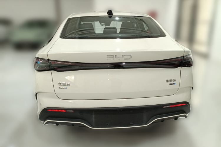 Used BYD Seal 06 New Energy 2025 DM-i Smart Drive 120KM Deluxe Model Rear