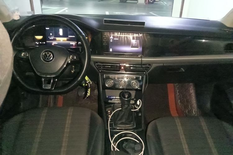 Used Volkswagen Lavida 2022 1.5L Manual Comfort Edition