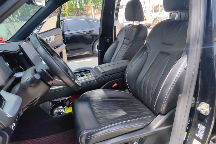 Used GAC Trumpchi GS8 2024 Linghang Series 2.0 TGDI Two-Wheel Drive Luxury Smart Connectivity Version