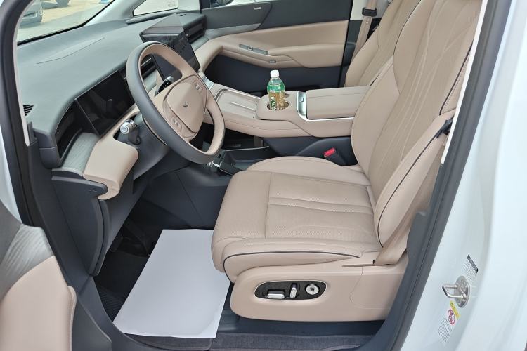 Used XPeng X9 2025 740 Ultra-Long Range Max