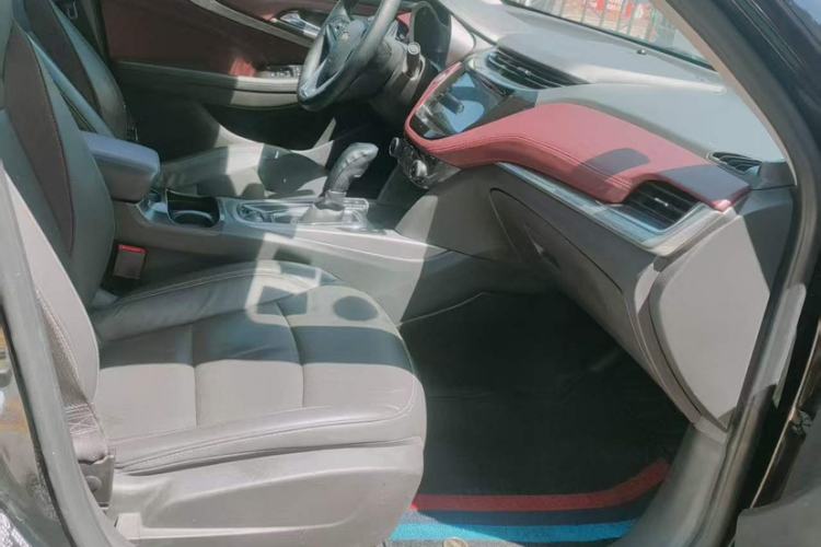 Used Chevrolet Malibu 2017 1.5T Automatic Luxury Edition Audio And AC Panel