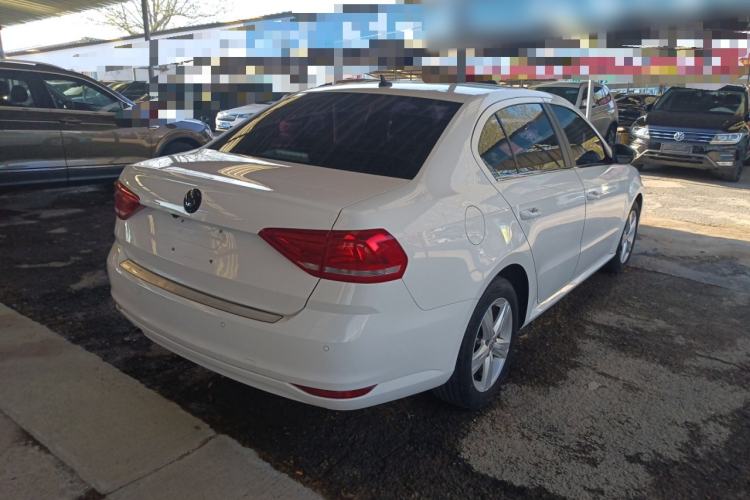 Used Volkswagen Lavida 2017 1.6L Automatic Fashion Edition
