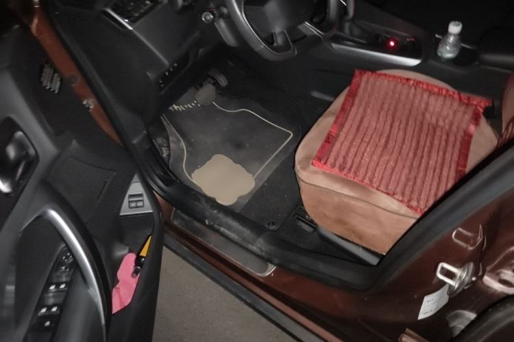 Used DS 6 2014 1.6T Elegant Version THP160