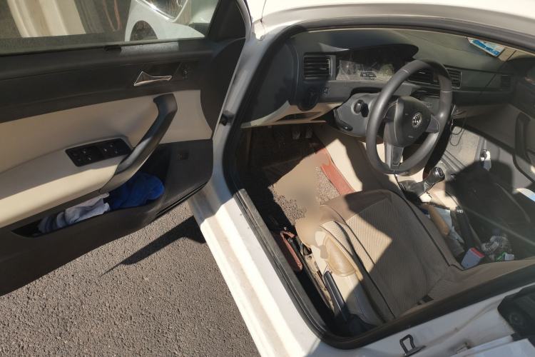 Used Skoda Rapid 2013 1.6L Manual Smart Selection Model