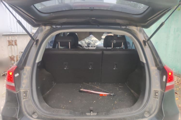 Used Haval H2 2017 Red-Label 1.5T Automatic Two-Wheel Drive Luxury Model Trunk