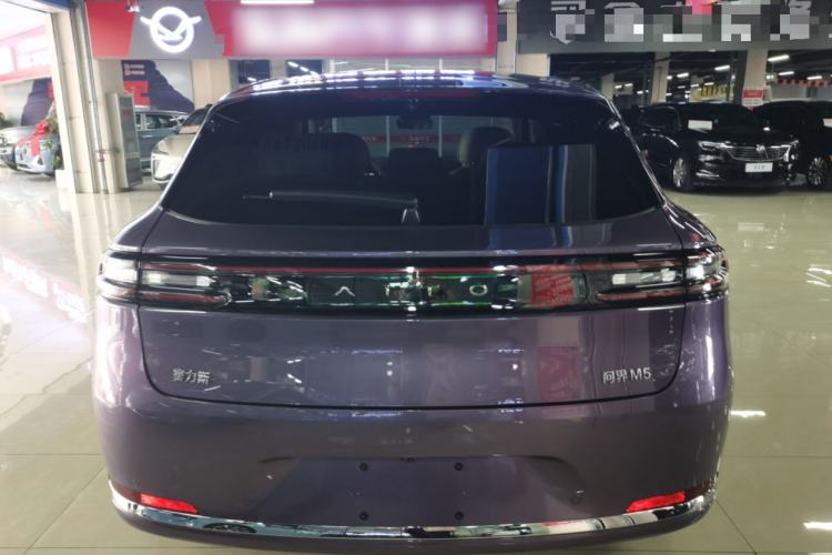 Used Hima AITO M5 2025 Extended-Range Ultra All-Wheel-Drive Version
