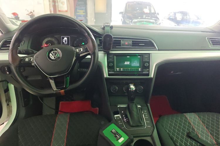 Used Volkswagen Lamando 2021 230TSI DSG Fashion Edition
