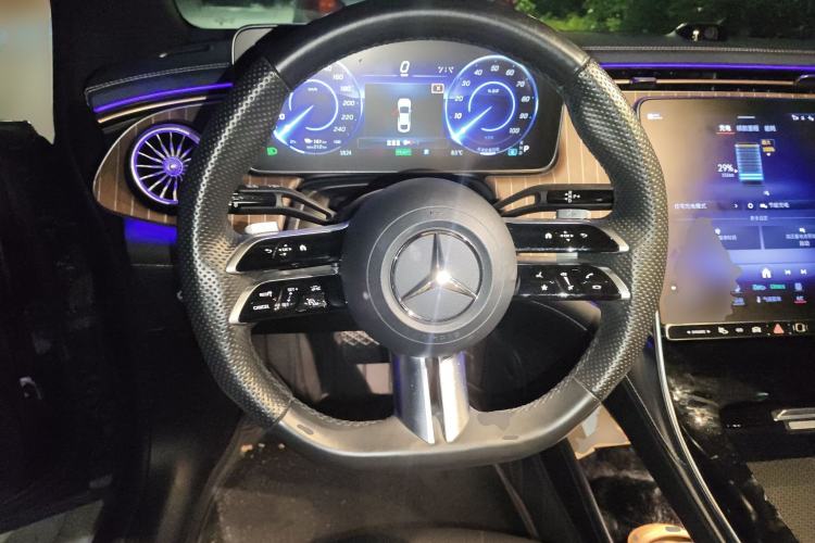 Used Mercedes-Benz EQE 2022 350 Pioneer Edition Steering Wheel
