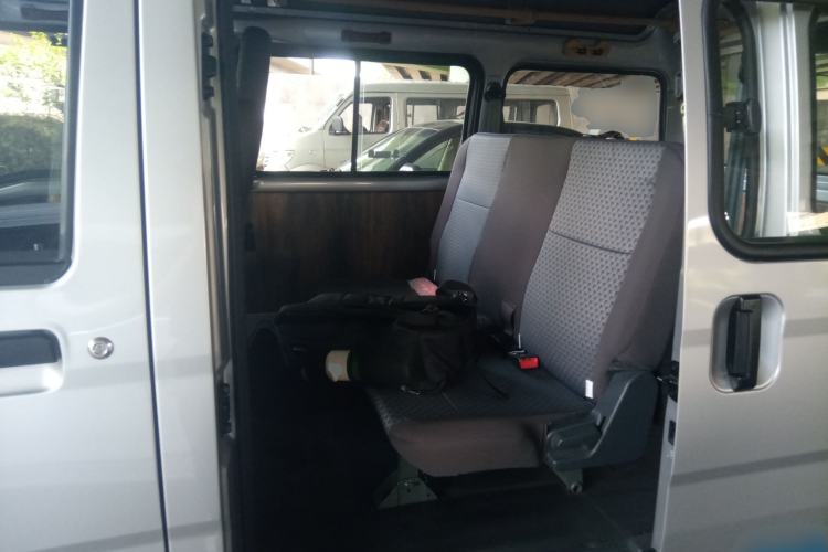 Used Wuling Zhiguang 2020 1.2L Practical Model China VI LSI Left Rear Seat