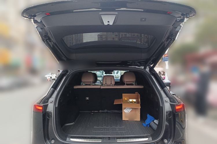 Used XPeng G9 2025 725 with Ultra-Long Range Max