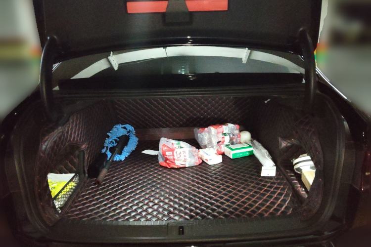 Used Volkswagen Phideon 2018 Revised Version 380TSI Two-Wheel Drive Business Edition Trunk