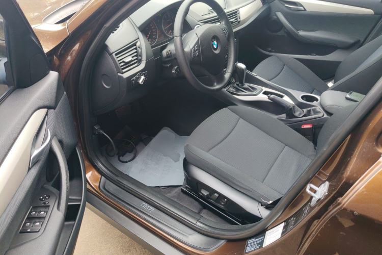 Used BMW X1 2013 sDrive18i Fashion Model
