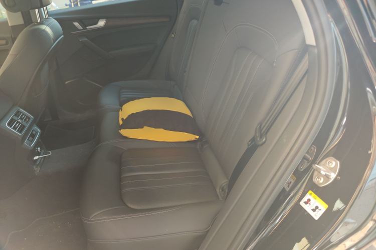 Used Audi Q5L 2023 40T Fashionable and Elegant Version
