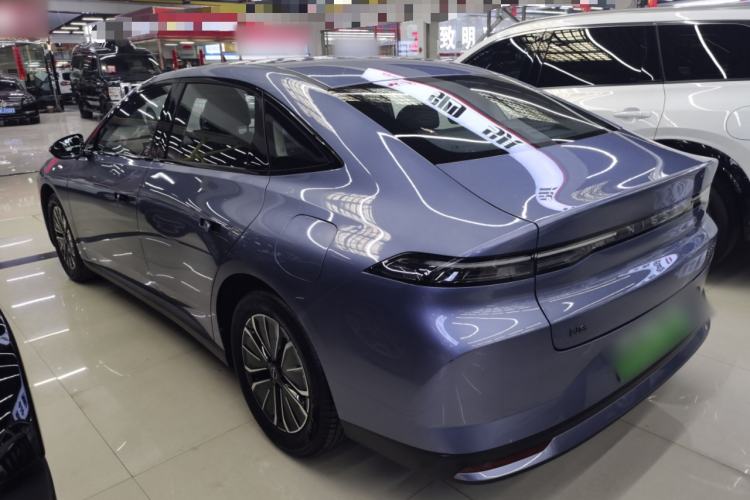 Used Nissan N6 2026 Model 180 Max Exterior 2