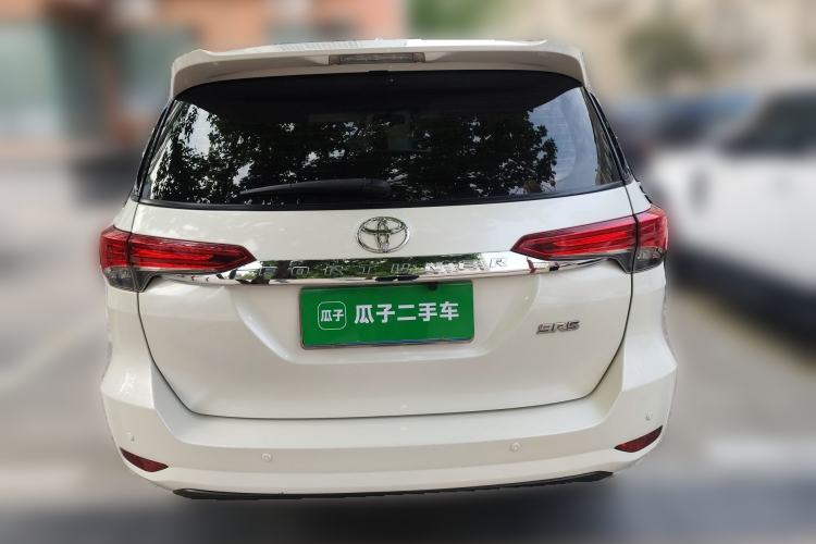 Used Toyota Fortuner  Rear