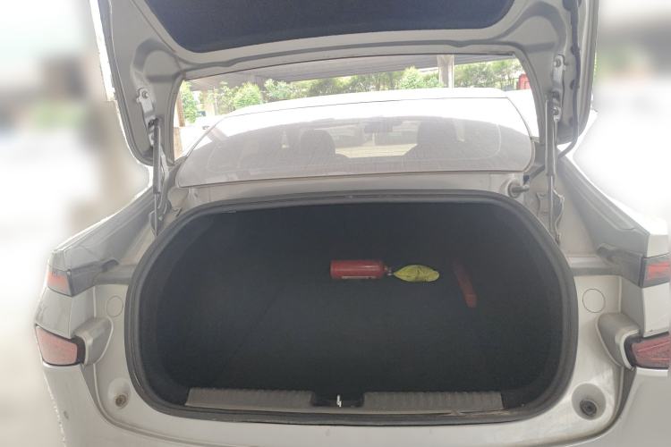 Used XPeng P7 2022 480 Standard Range Smart Drive Edition
