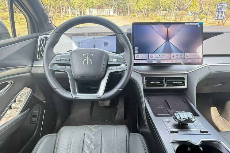 Used BYD Song L DM-i 2025 Intelligent Driving Version 112 km Beyond-Range Type
