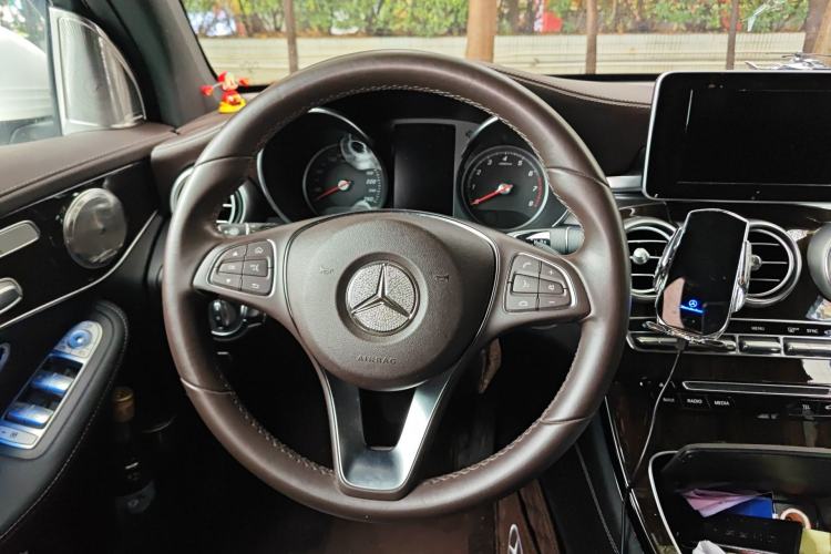 Used Mercedes-Benz GLC 2017 GLC 260 4MATIC Dynamic Edition
