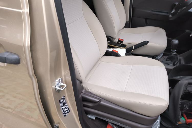 Used Wuling Hongguang V 2022 1.5L Jingqu Edition Electric-Assist LAR Right Front Seat