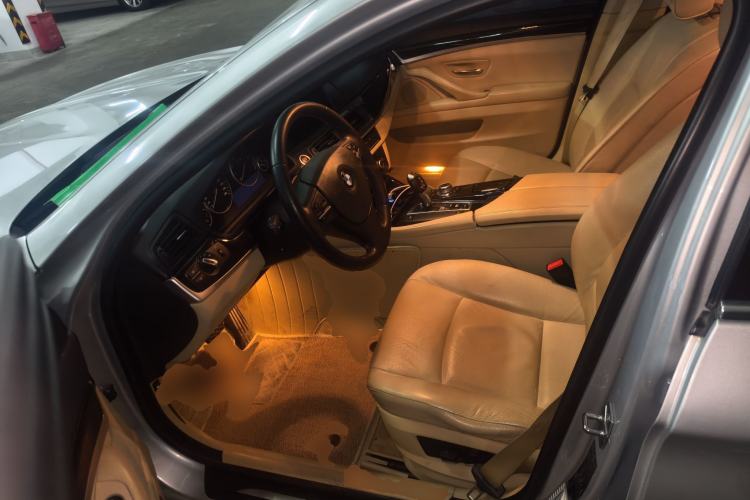 Used BMW 5 Series 2012 523Li Luxury Model
