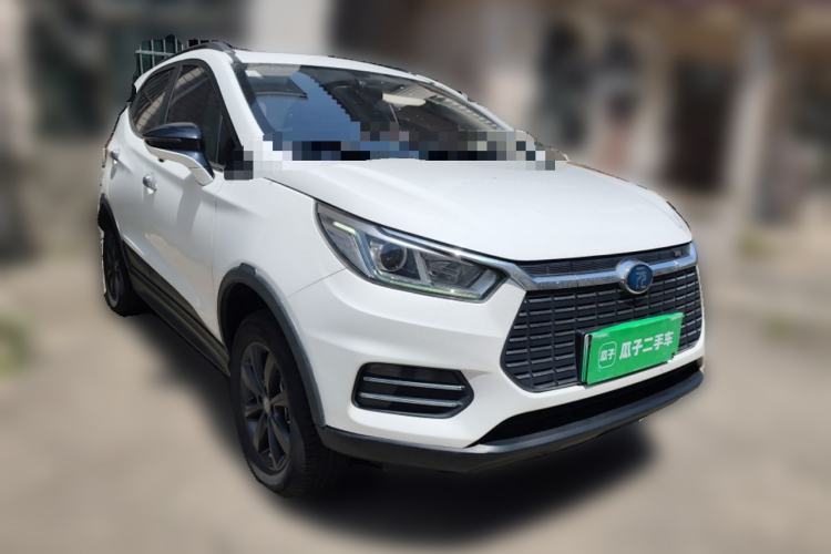 Used BYD Yuan New Energy 2018 EV360 Smart Connect Cool Edition Front Right 45 Deg