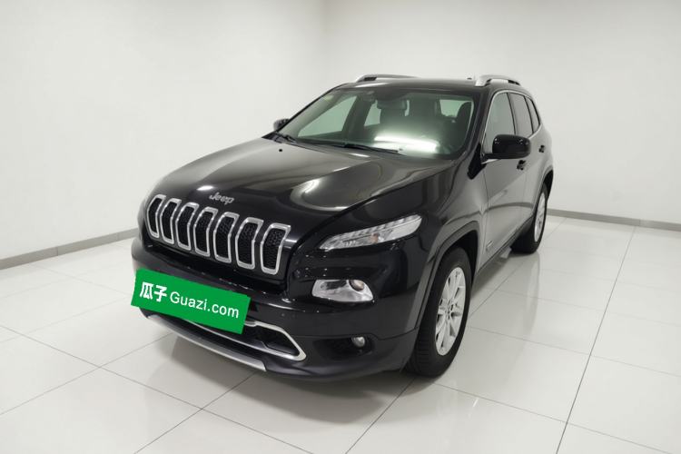 Used Jeep Cherokee 2017 2.0L Superior Edition