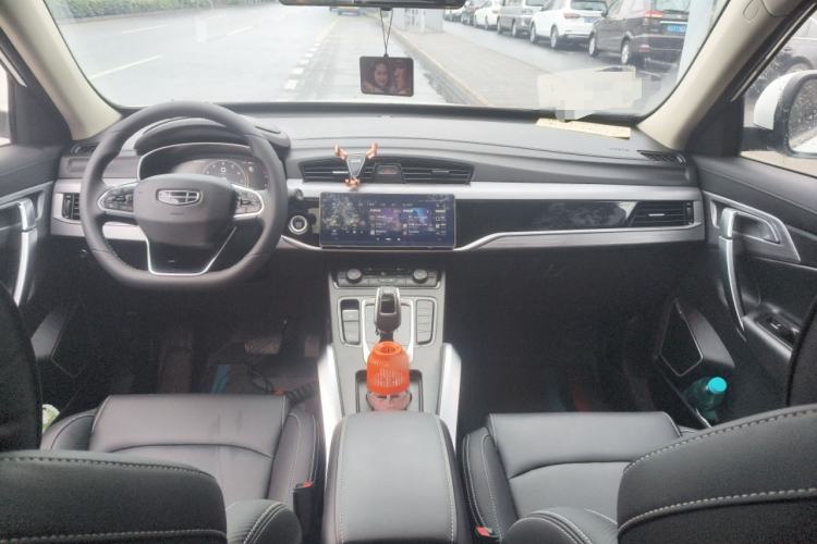 Used Geely Auto Emgrand X7 Sport 2021 Million Edition 1.8TD DCT Two-Wheel Drive Luxury Model
