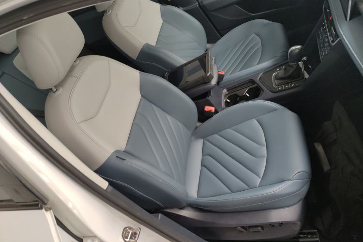 Used Volkswagen Tharu 2024 300TSI Two-Wheel-Drive Moon Luxury Edition