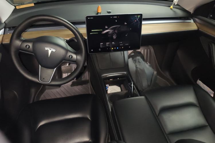 Used Tesla Model Y 2022 Rear-Wheel-Drive Version
