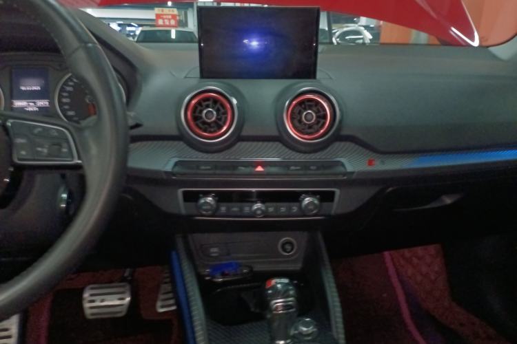 Used Audi Q2L 2018 35 TFSI Fashion Dynamic Version China V Emission Standard
