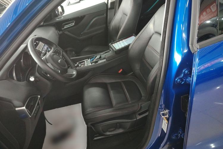 Used Jaguar F-PACE 2018 2.0T Two-Wheel Drive Urban Deluxe Edition
