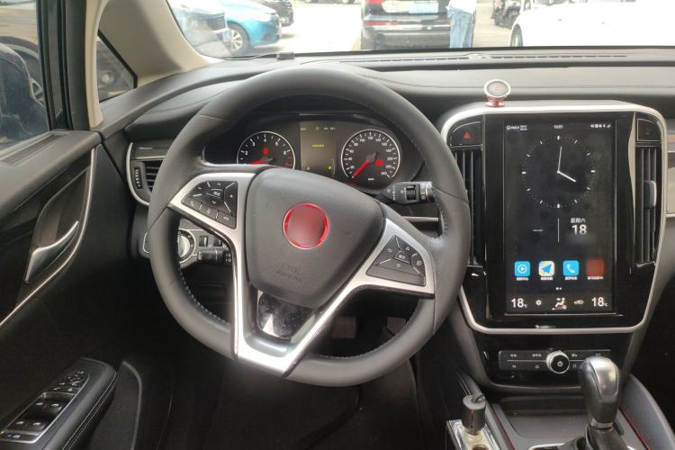 Used BYD Song MAX 2018 1.5T Automatic Smart Connect Elite Model with 6 Seats
