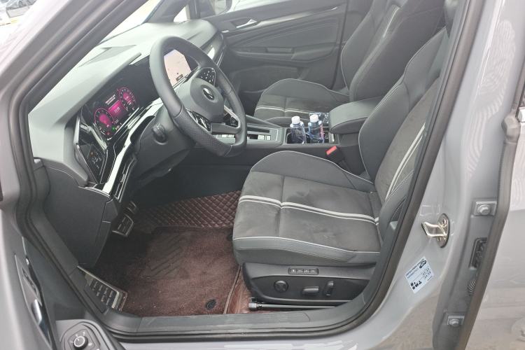 Used Volkswagen Golf 2023 Facelift 280TSI DSG R-Line Lite Left Front Seat