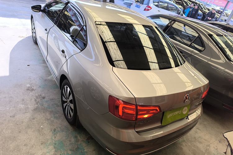 Used Volkswagen Sagitar 2017 1.6L Automatic Comfort Model
