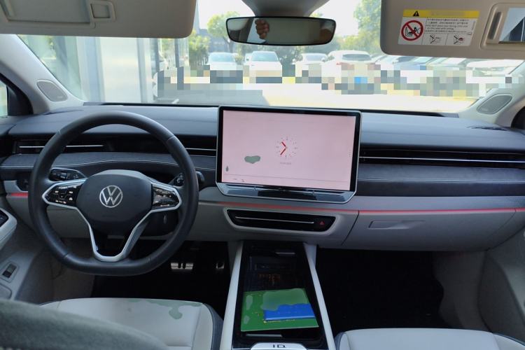 Used Volkswagen ID.7 VIZZION 2024 First Edition Center Console