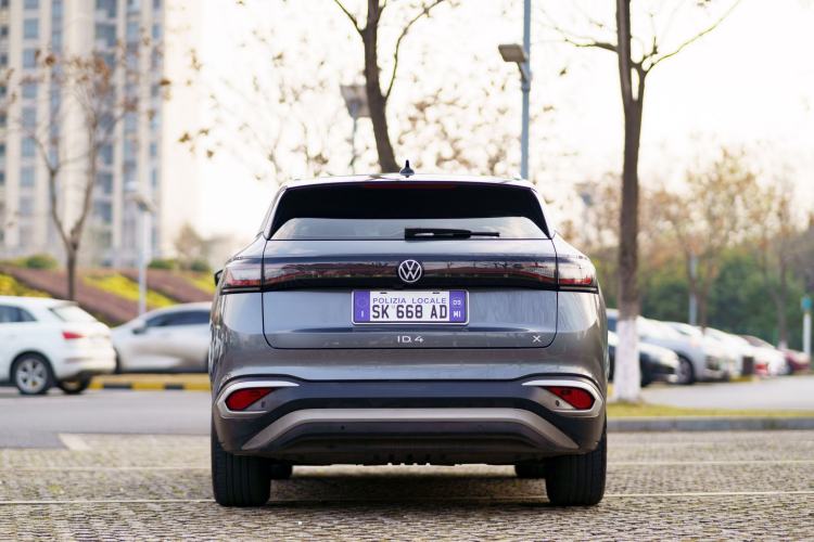 Used Volkswagen ID.4 X 2025 Smart Version Pure & Intelligent Enjoyment Edition
